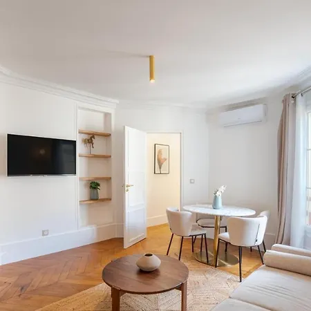 Quartier Libre Madeleine Daire *