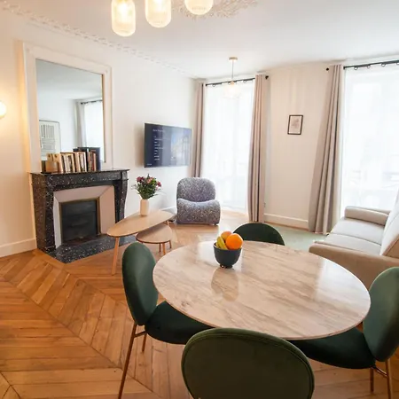 Quartier Libre Madeleine Daire *