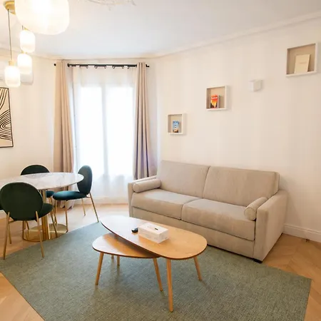 Quartier Libre Madeleine Daire *