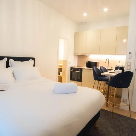 Quartier Libre Madeleine Daire Paris