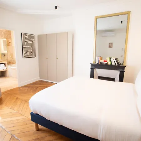 Quartier Libre Madeleine Aparthotel Paris