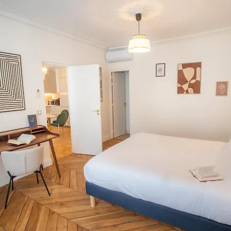 Ξενοδοχείο με διαμερίσματα Quartier Libre Madeleine 4*