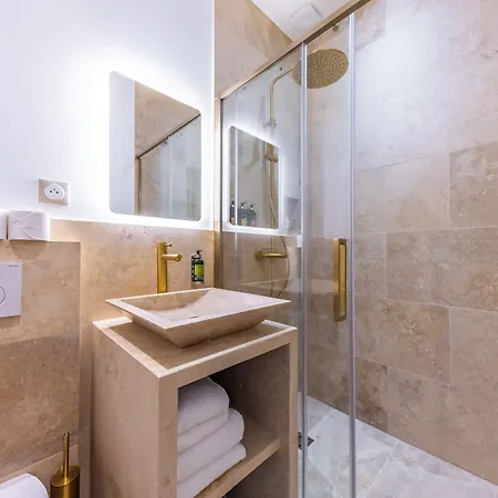 Апарт-отель Quartier Libre Madeleine