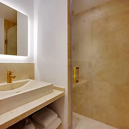 Lägenhetshotell Quartier Libre Madeleine 4*