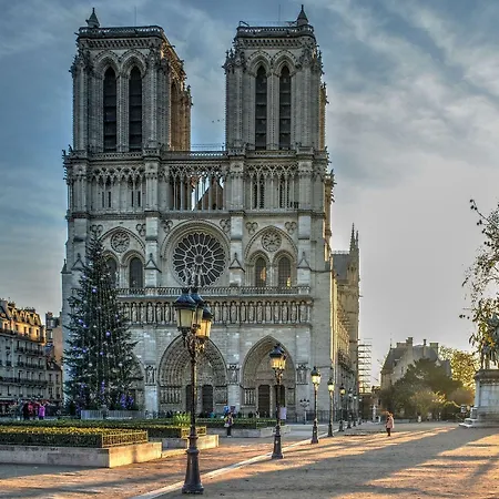 Quartier Libre Madeleine Paris