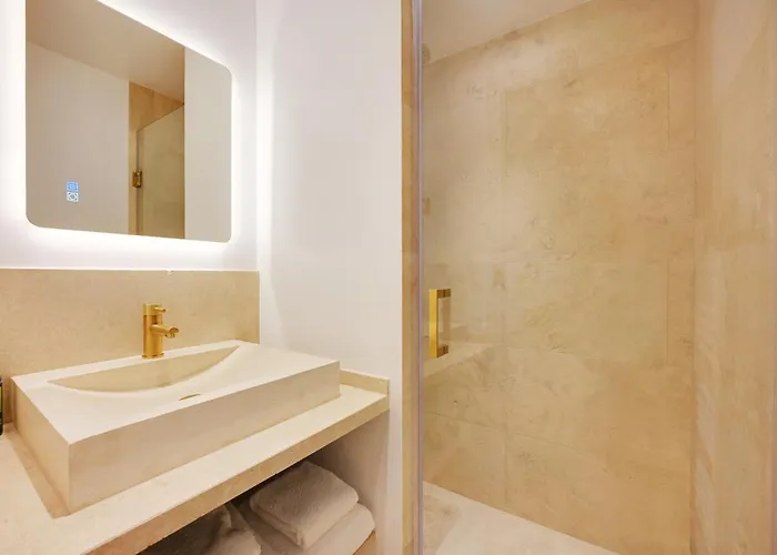 Quartier Libre Madeleine Paris