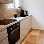 Quartier Libre Madeleine Апарт-отель Париж
